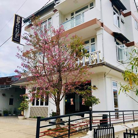 Spring Hotel Dalat Luaran gambar